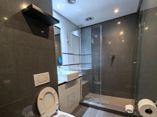 Room image 3