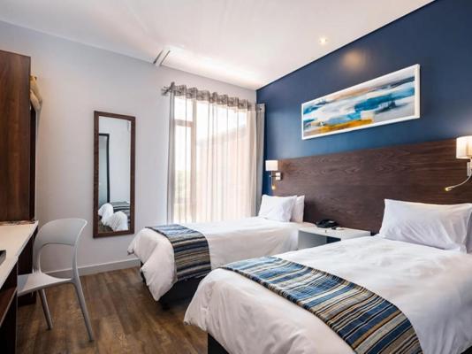 Room image 3