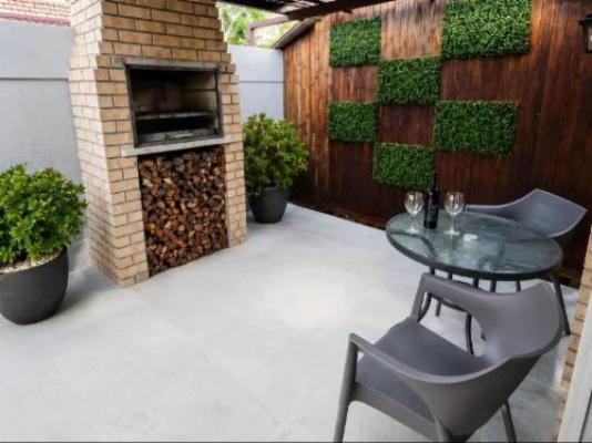 Serene Studio Bloemfontein - Braai/BBQ facilities
