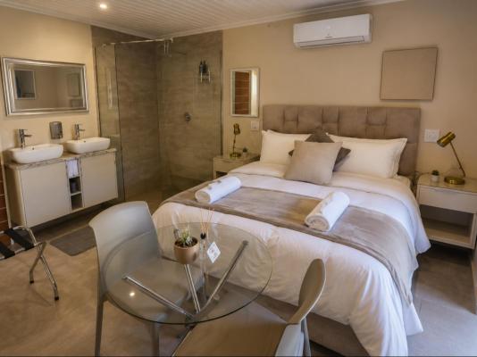 Room image 1