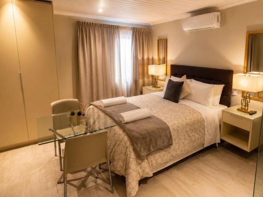 Room image 7