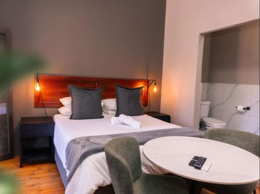 Room image 1