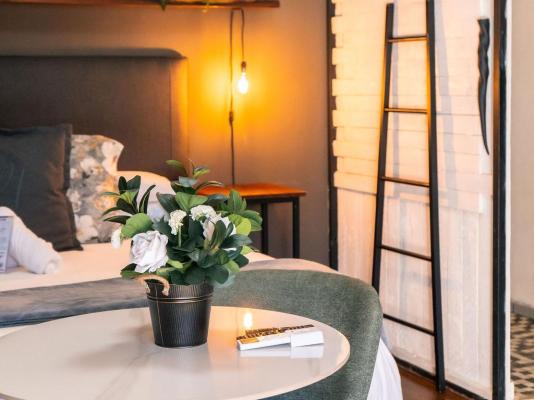 STAY LOCAL SA - Potchefstroom - 269099