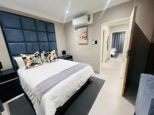 Room image 20