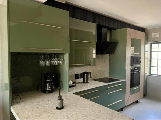 Room image 2