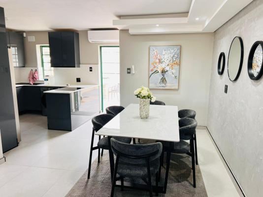 Room image 5