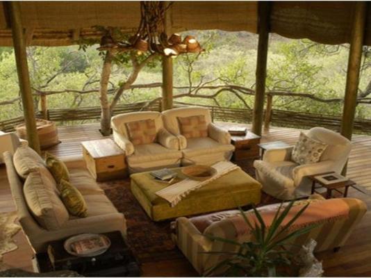Buffalo Ridge Safari Lodge - 269188