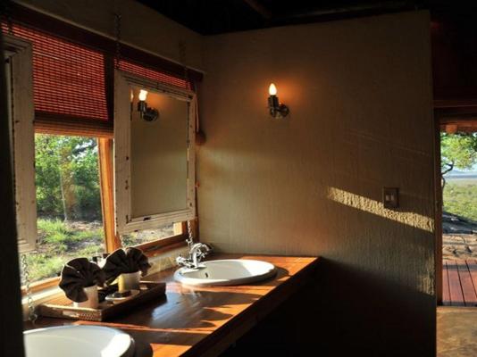 Buffalo Ridge Safari Lodge - 269205