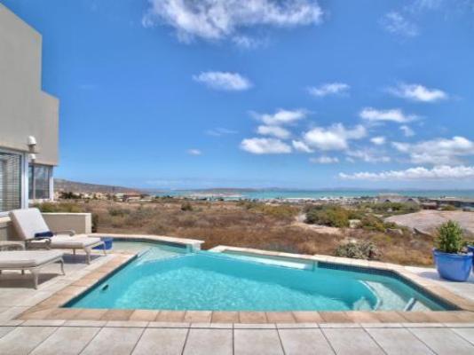 Dune Stone Boutique Guesthouse - Swimming pool