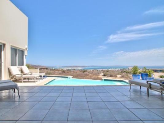 Dune Stone Boutique Guesthouse - Patio