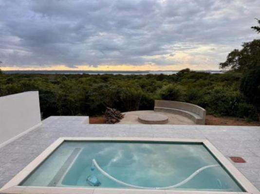 First Light Serenity - Swimming pool