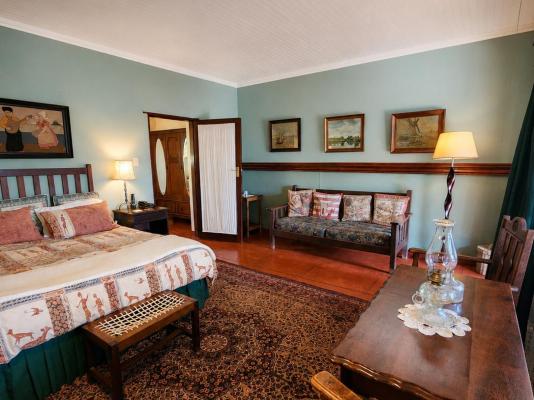 Room image 15