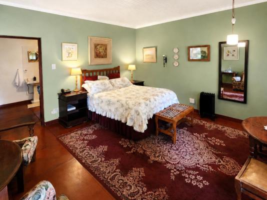 Room image 25