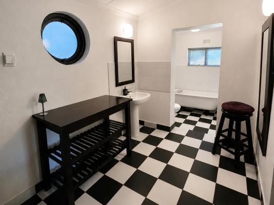 Room image 47