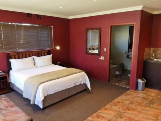 Room image 5