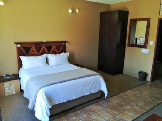 Room image 2
