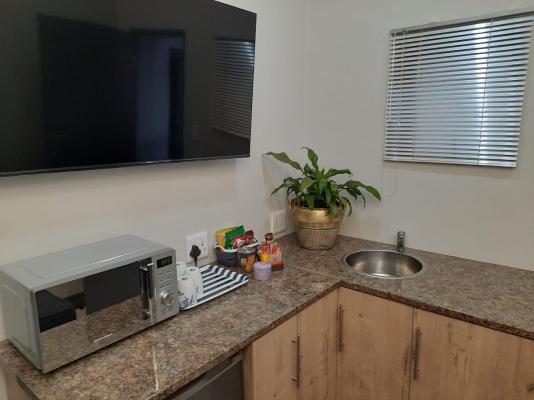 Room image 6