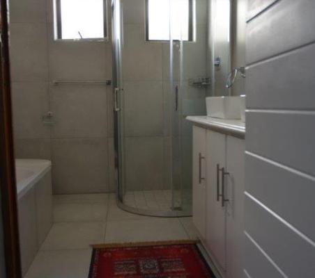 Room image 1