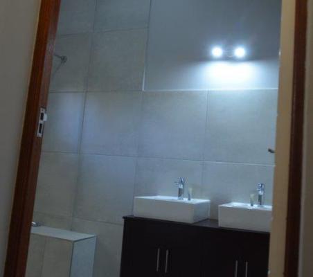 Room image 2