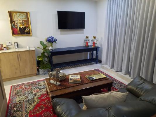 Room image 5