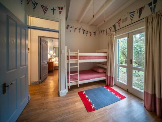 Room image 2
