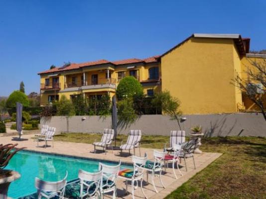 Cradle Mount Hotel Suites - Property / Building