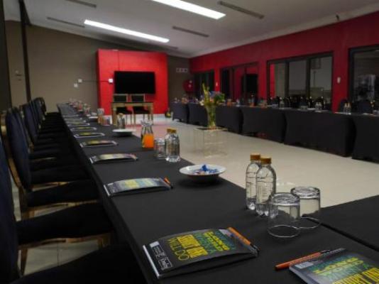 Cradle Mount Hotel Suites - Business facilities