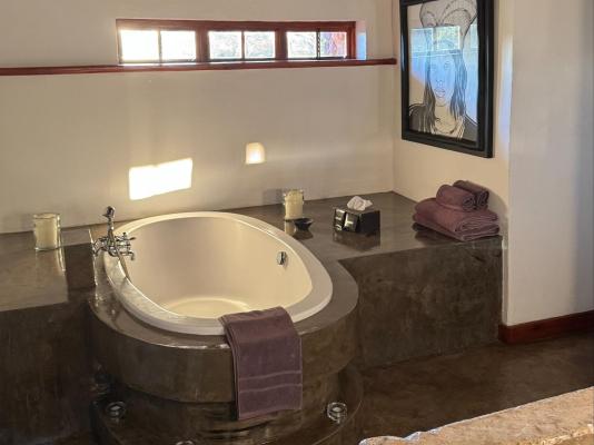 Room image 2