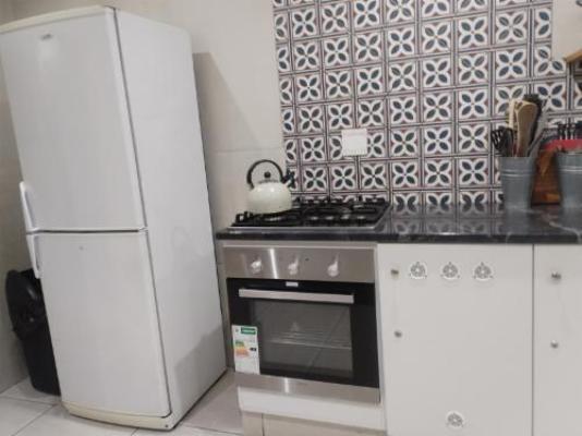 Ditsaleng Guest House - Kitchenette