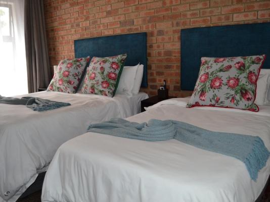 Room image 2
