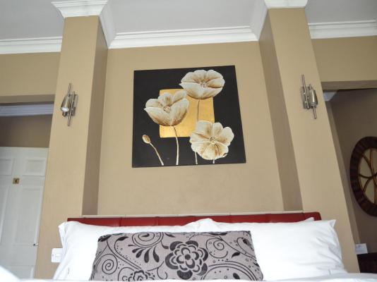 Room image 2