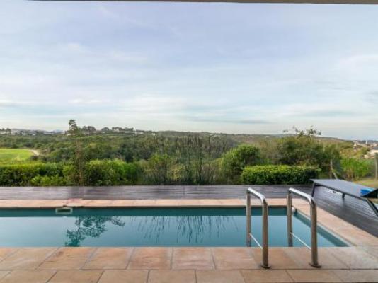 Villa On The 18th @ Pezula - Swimming pool