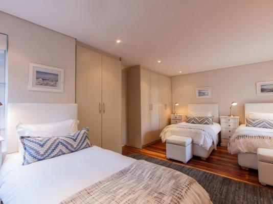 Villa on Slopes of Geneva Drive - 269774