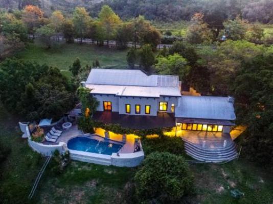 The Good Earth Farm - Property / Building