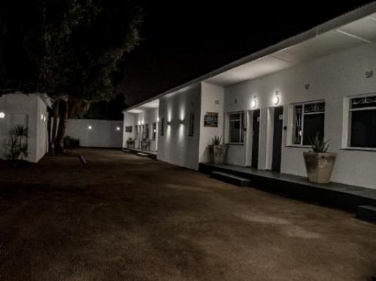 Rosenhoff Inn Beaufort West - Property / Building