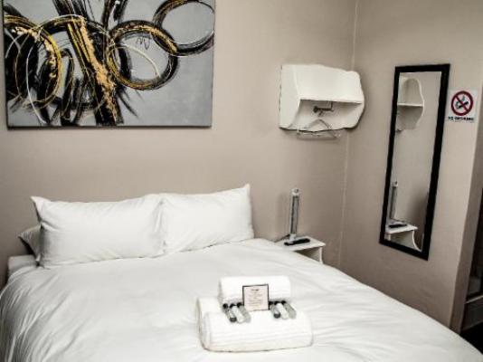 Rosenhoff Inn Beaufort West - Photo of the whole room