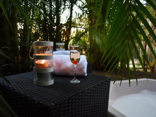 Waterfalls Boutique Hotel - 269933