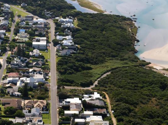 Mosselberg On Grotto Beach - 269991