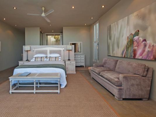 Mosselberg On Grotto Beach - 270001