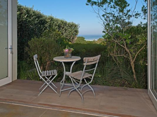 Mosselberg On Grotto Beach - 270002