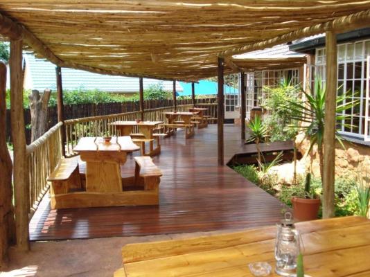 Flintstones Guest House Fourways - 270034