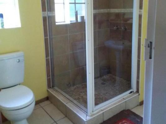 Room image 1