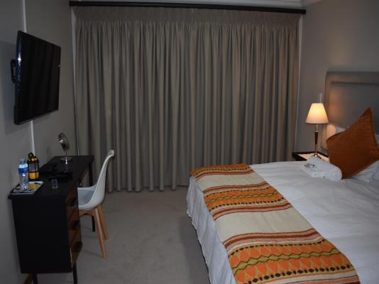 Room image 4