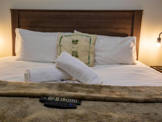 Room image 2
