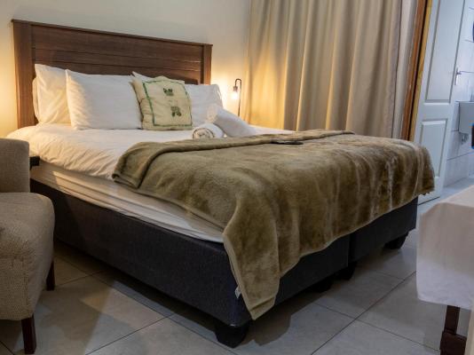 Room image 6