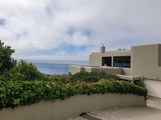 3ColoursBlue Guest House - 270111