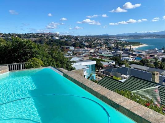 3ColoursBlue Guest House - 270113