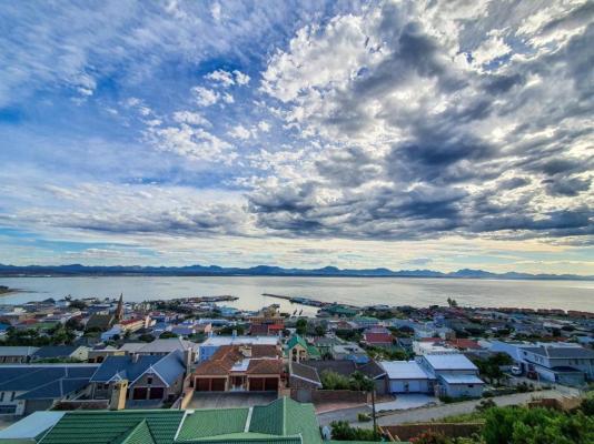 3ColoursBlue Guest House - 270120
