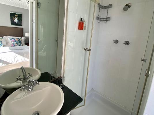 3ColoursBlue Guest House - 270133