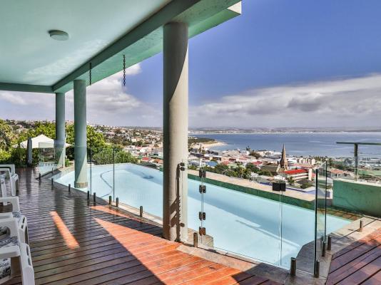 3ColoursBlue Guest House - 270134